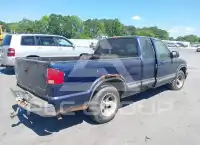 2000 Chevrolet S10 фото