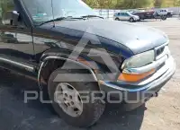 2000 Chevrolet S10 фото