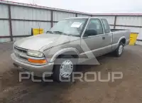 2000 Chevrolet S10 photo
