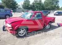 2000 Chevrolet S10 photo
