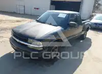 2000 Chevrolet S10 photo
