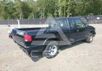2000 Chevrolet S10 фото