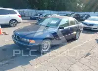 2000 BMW 528 photo