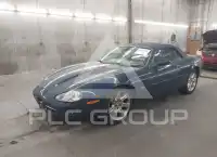 2000 Jaguar XK8 photo