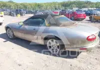 2000 Jaguar XK8 фото