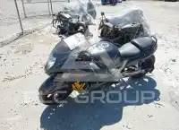 2000 Suzuki GSX1300 фото