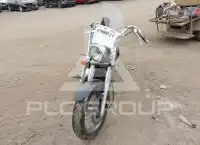 2000 Honda VT750 photo
