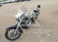 2000 Honda VT750 photo