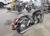 2000 Honda VT750 фото