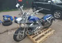 2000 Honda VT750 фото