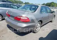 2000 Honda Accord photo