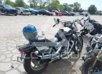 2000 Honda VT1100 photo