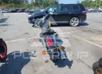 2000 Honda VT1100 фото
