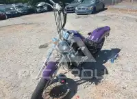 2000 Honda VT600 photo