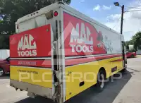 2000 Freightliner Chassis фото