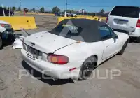 2000 Mazda MX-5 фото
