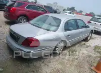 2000 Lincoln Continental photo