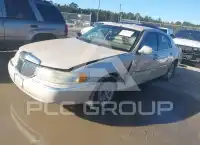 2000 Lincoln Town фото