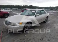 2000 Lincoln Town фото