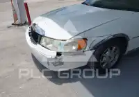 2000 Lincoln Town фото