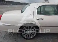 2000 Lincoln Town фото