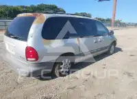 2000 Chrysler Grand Voyager фото