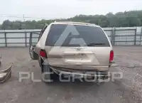 2000 Chrysler TOWN & COUNTRY photo
