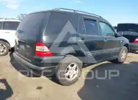 2000 Mercedes Benz ML 320 фото