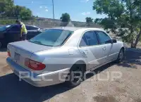 2000 Mercedes Benz E 320 photo