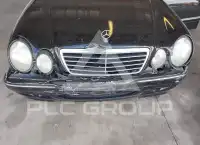 2000 Mercedes Benz E 320 photo