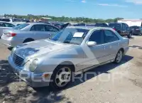 2000 Mercedes Benz E 320 photo