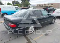 2000 Mercedes Benz E 320 фото