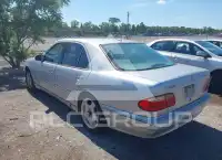 2000 Mercedes Benz E 320 photo