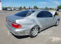 2000 Mercedes Benz CLK 320 фото