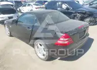 2000 Mercedes Benz SLK 230 photo
