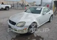 2000 Mercedes Benz SLK 230 photo