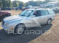 2000 Mercedes Benz E-Class photo