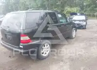 2000 Mercedes Benz M-Class фото