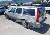 2000 Volvo V70 фото