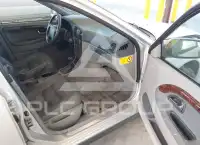 2000 Volvo S40 photo