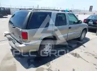 2000 GMC Jimmy photo