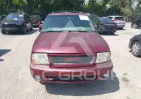 2000 GMC Jimmy photo