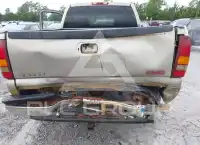 2000 GMC Sierra photo