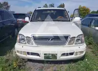 2000 Lexus LX470 photo