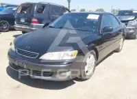 2000 Lexus ES300 фото
