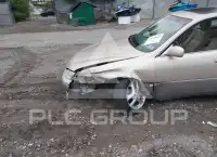 2000 Lexus ES300 photo