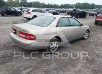 2000 Lexus ES300 photo