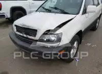 2000 Lexus RX300 photo