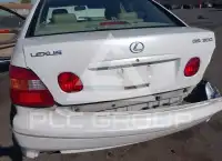 2000 Lexus GS300 photo
