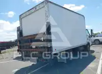 2000 Isuzu NPR photo